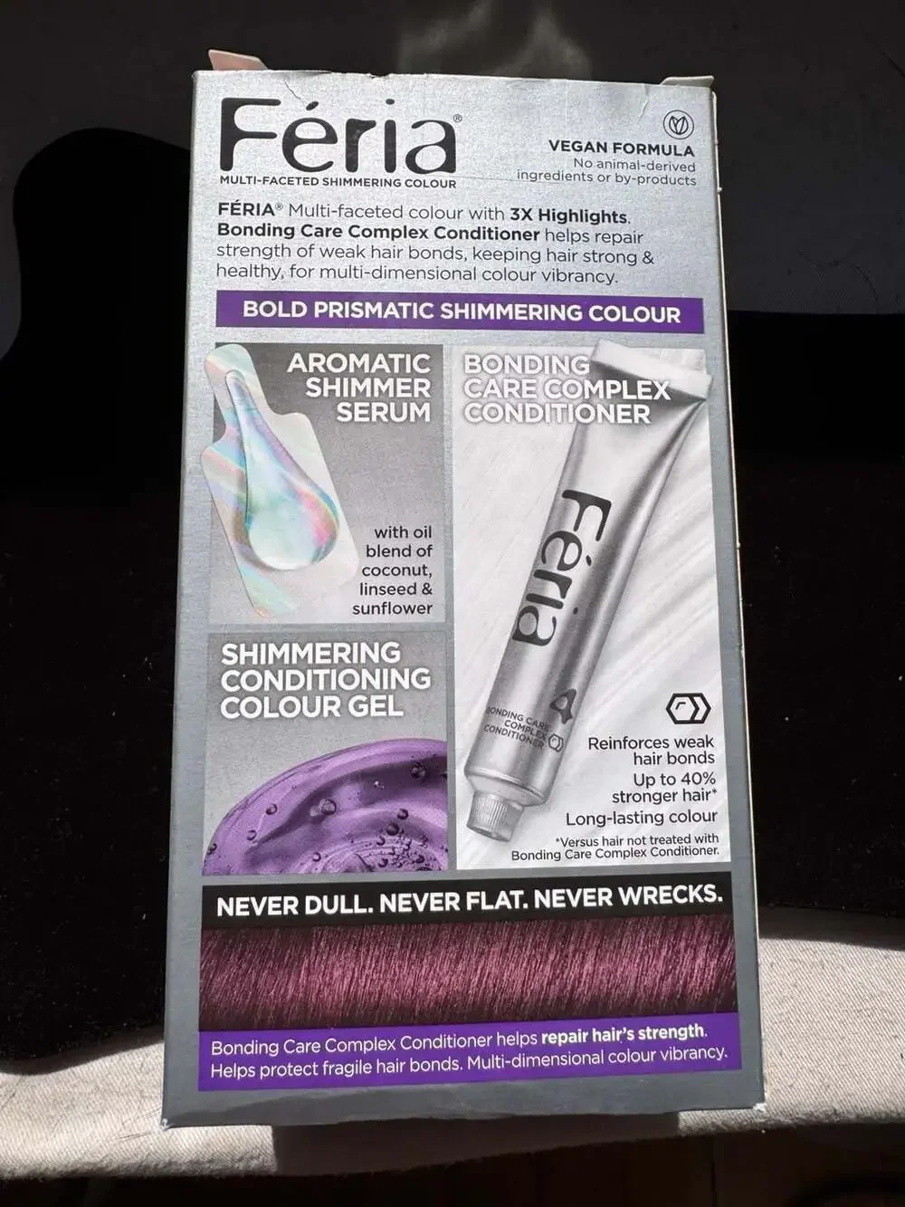 L'Oreal Paris Feria M20 Orchid Glow Permanent Hair Color